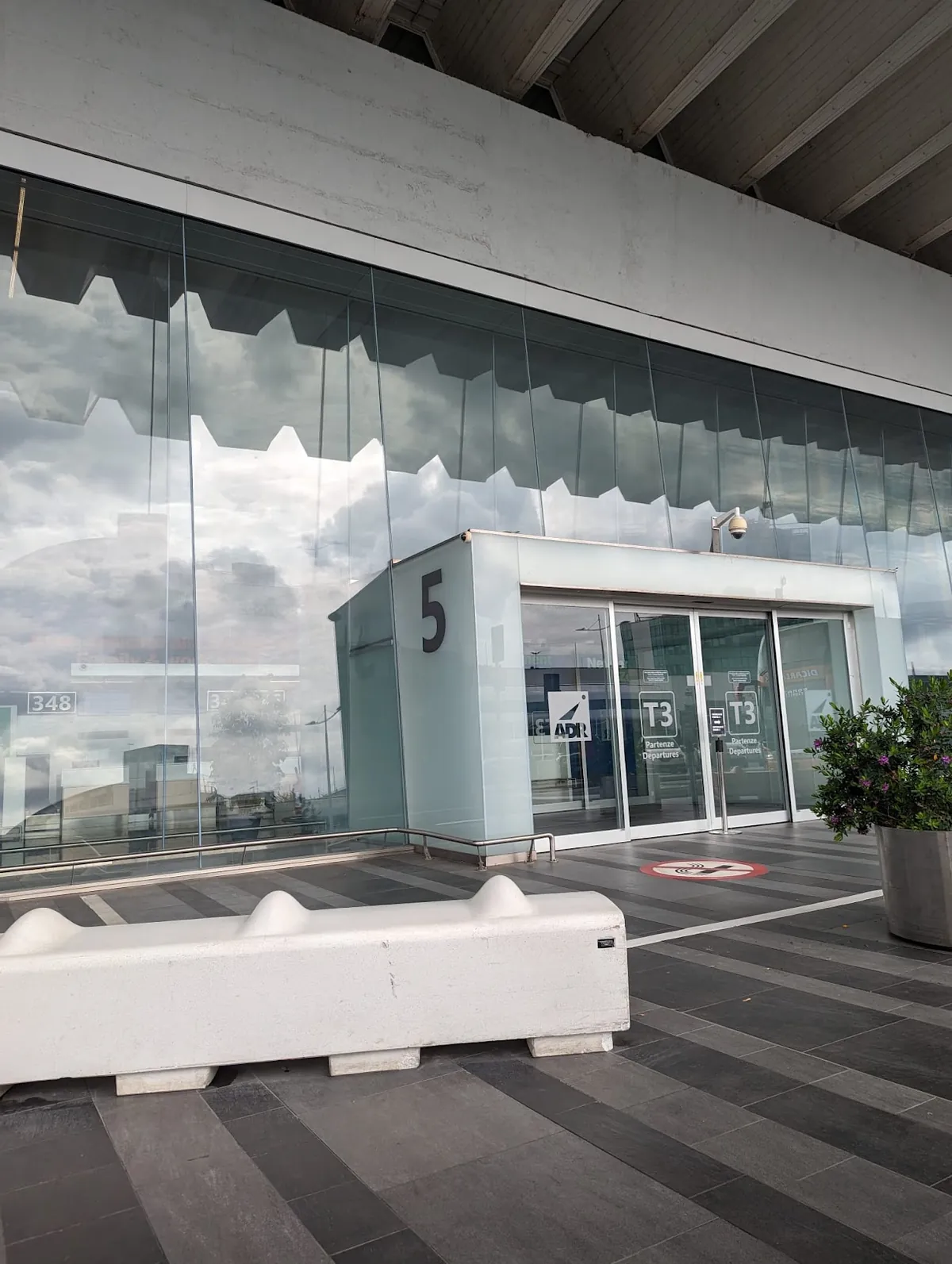 Flughafen Rom-Fiumicino: Treffpunkt, Foto 1